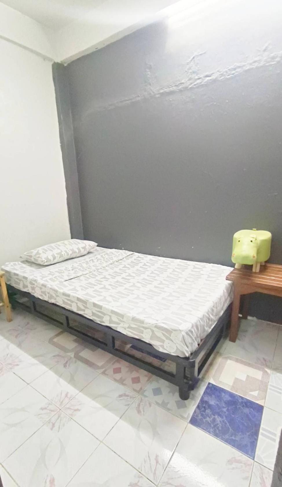 ห้องพักสุขสบายวังหลัง Банкок Екстериор снимка